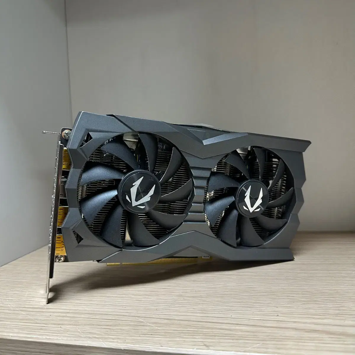 GTX 1660 6G 2팬  조탁 그래픽 카드